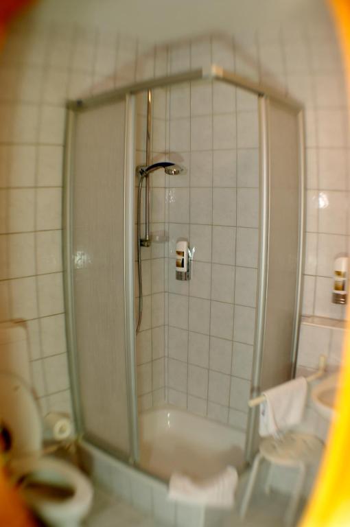 Gasthof Zum Kauzen Оксенфурт Номер фото